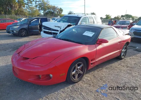 2002 Pontiac Firebird z USA, uszkodzony, nr VIN 2G2FS22K022127822